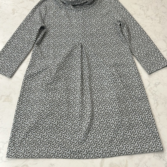 Tyler Böe Kim Cowl Neck Shift Dress in Blue Grey Print Size Large - Picture 4 of 16